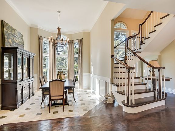 3rd image of 3701 Winding Creek Dr