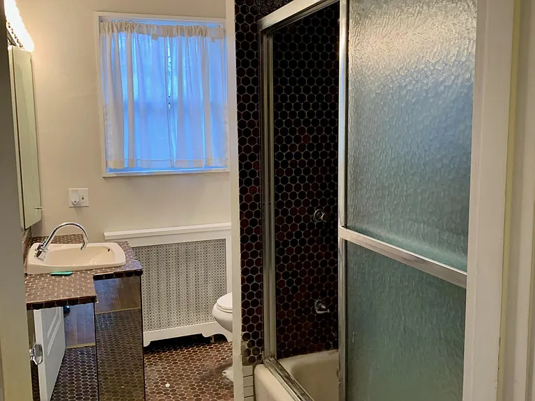 Bathroom #2