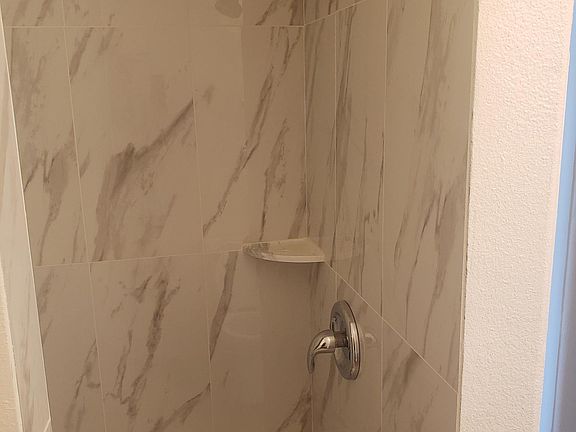 4th image of 66051 6th St