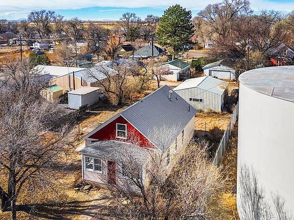 3rd image of 706 6th St