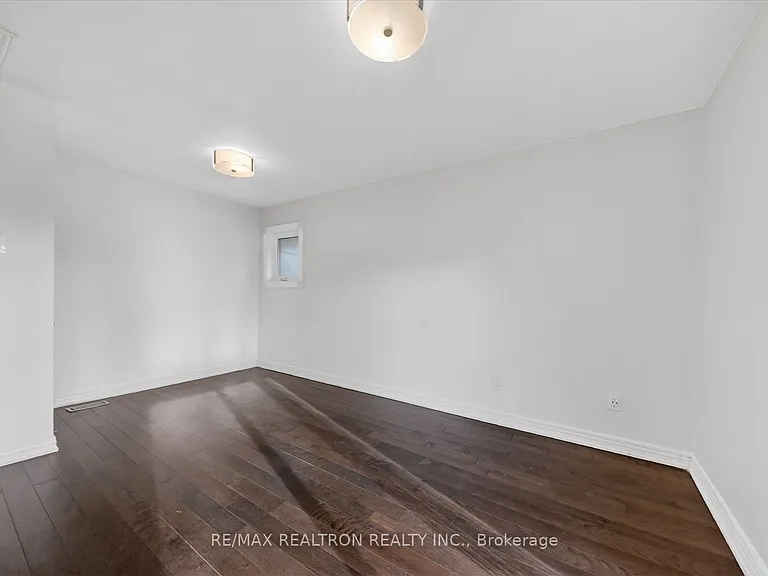 80 Waringstown Dr — Photo 13