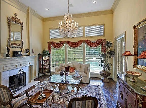 4th image of 5407 Willow Wood Ln