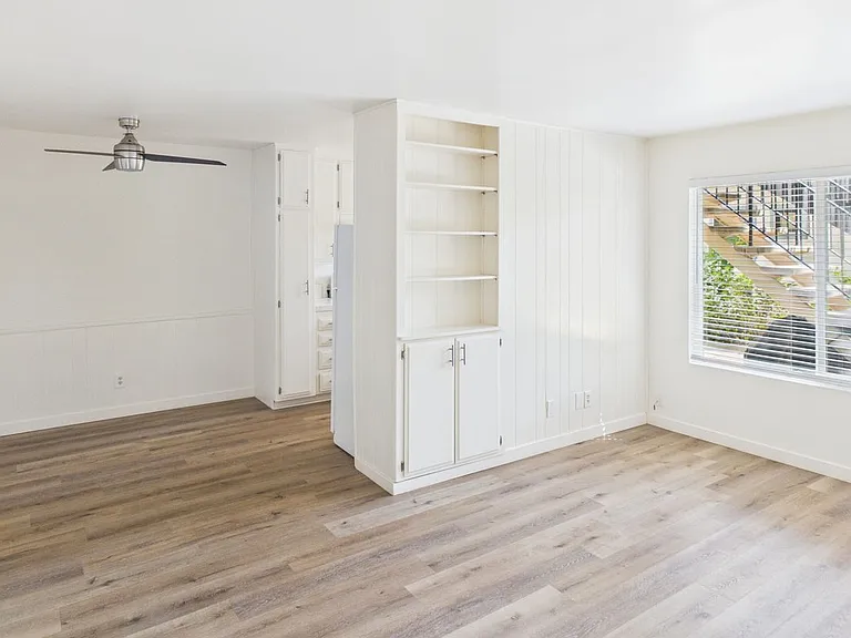 4582 Maryland Street — Photo 6