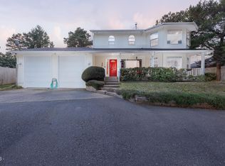 2340 S Crestline, Waldport, OR