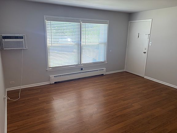 2nd image of 18534 Wildwood Ave APT 1