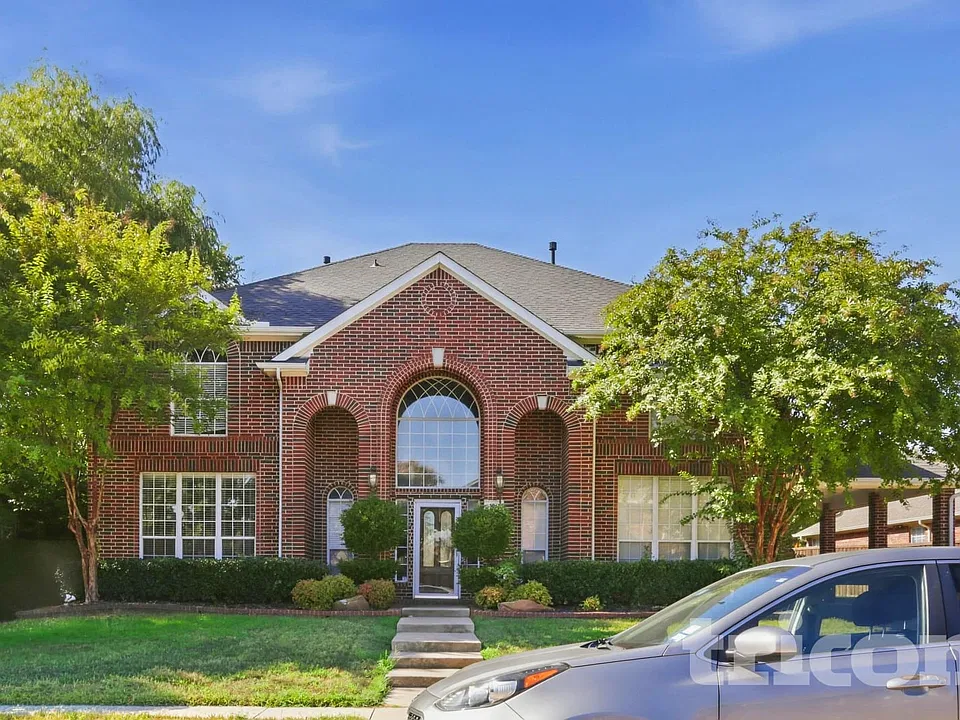 549 Edgeview Dr