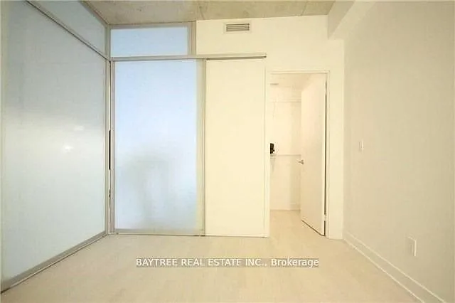 20 Gladstone Ave #405 — Photo 4
