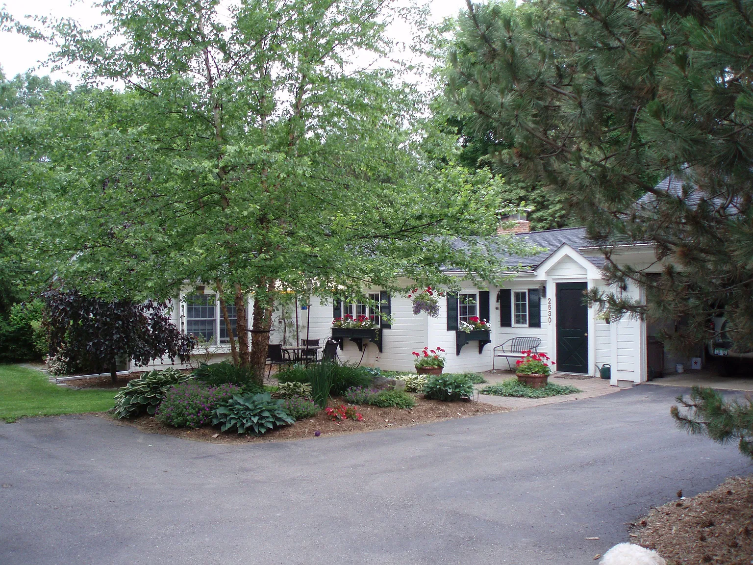 2630 Warner Dr photo 1