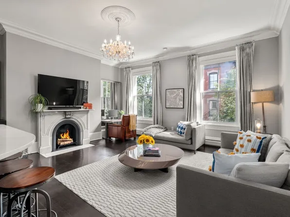 35 Hancock St APT 3, Boston, MA 02114