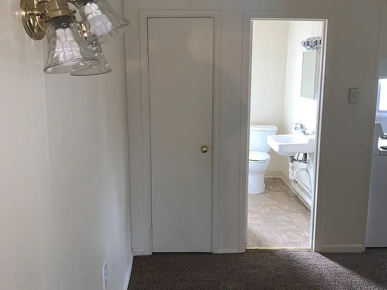 372 2nd St #3B — Photo 2