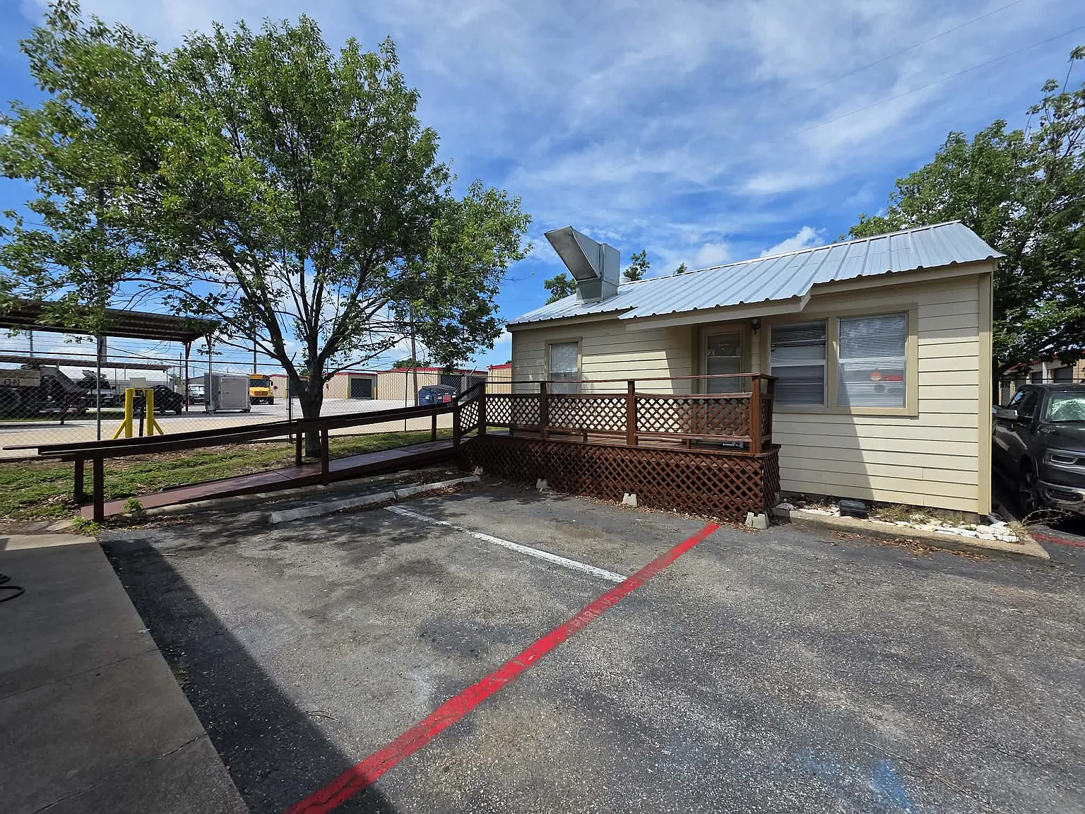 2405 S Highway 183 — Photo 2