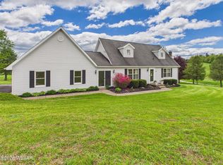 42 Lower Rynearson Rd, Muncy, PA 17756