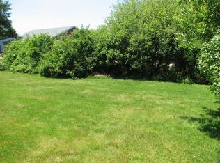 44 Southwest Rd, Narragansett, RI 02882