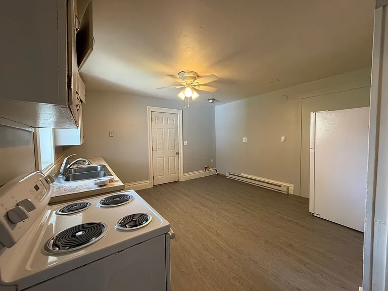 317 Fillmore St — Photo 2