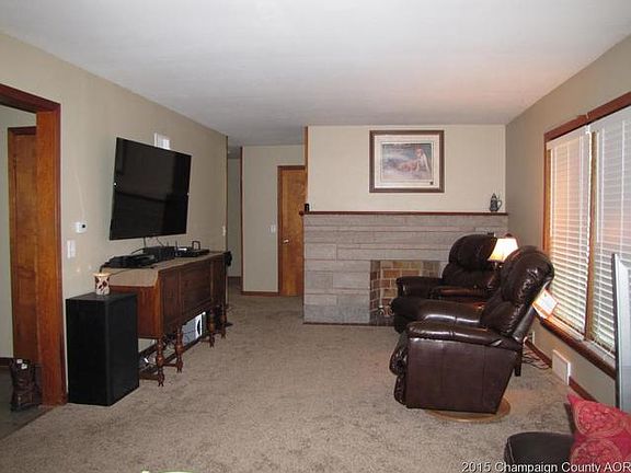 4th image of 708 E Houghton St