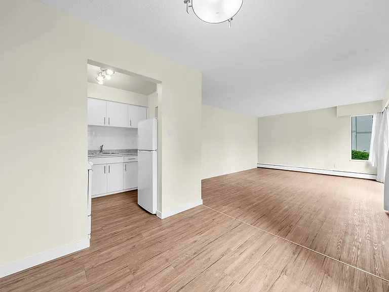 1655 Chesterfield Ave #206 — Photo 13