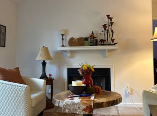 975 Oakwood Ave #975, State College, PA 16803