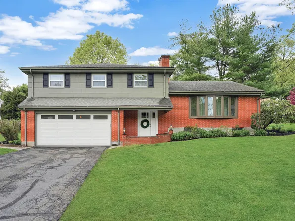 49 Royal Oak Drive, West Hartford, CT 06107