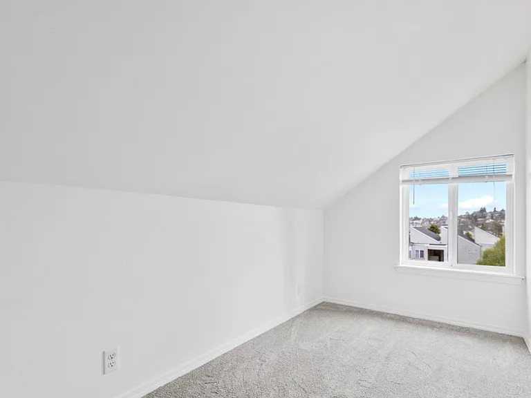 3633 22nd Ave W #B — Photo 38