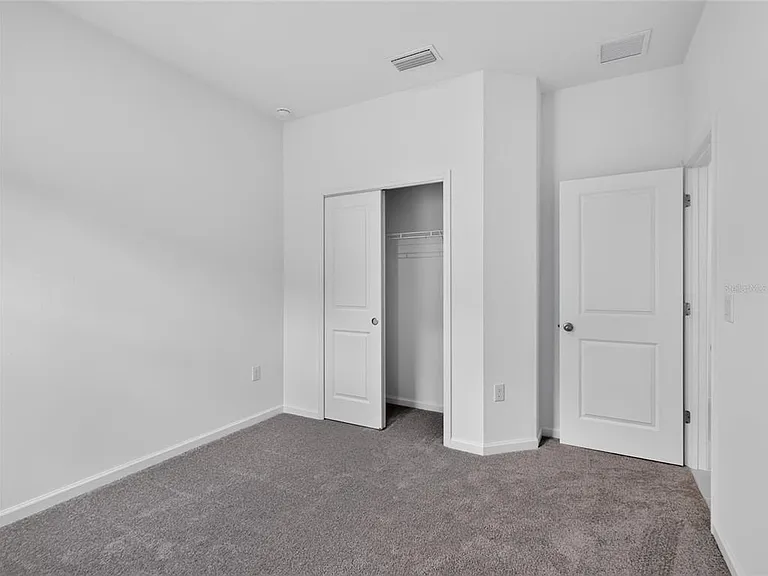 2027 Firethorn Loop — Photo 37
