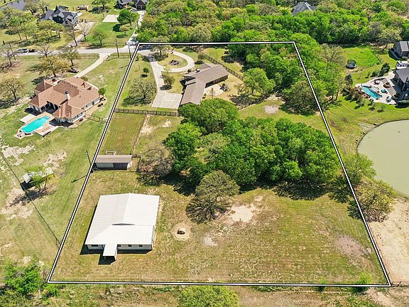 2nd image of 1006 Cochran Rd