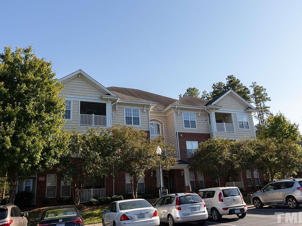 1st image of 713 Providence Glen Dr