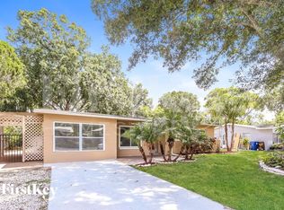 5425 13th Ave N, Saint Petersburg, FL 33710