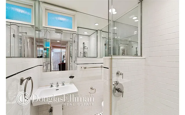 Rented by Douglas Elliman | media 17