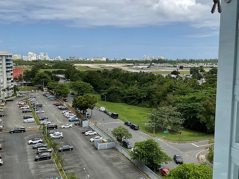 21-25 Avenida Laguna #10L — Photo 3