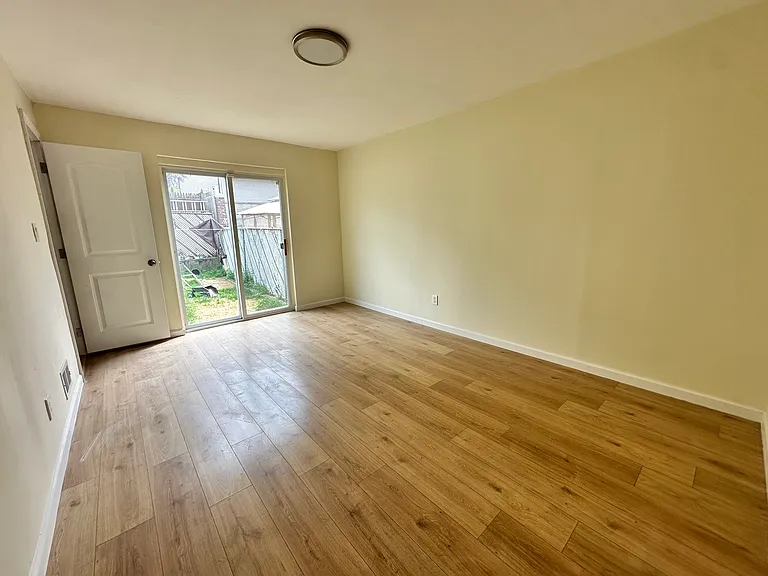 191 Lewiston St #1 — Photo 5