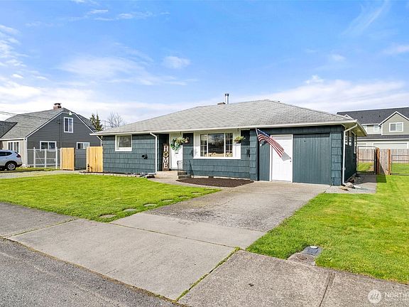 4th image of 120 Tacoma Avenue NW