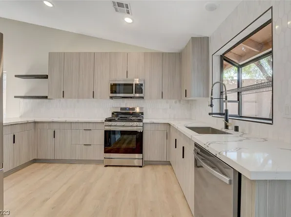8412 Eddy Stone Ave, Las Vegas, NV 89117