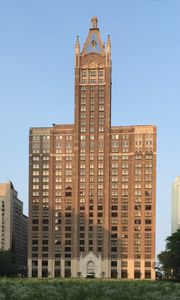 680 N Lake Shore Dr APT 220, Chicago, IL, 60611