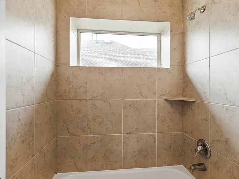 15714 Highlands Cove Dr — Photo 27