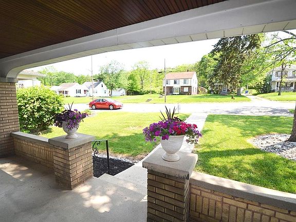 3rd image of 723 Millville Ave