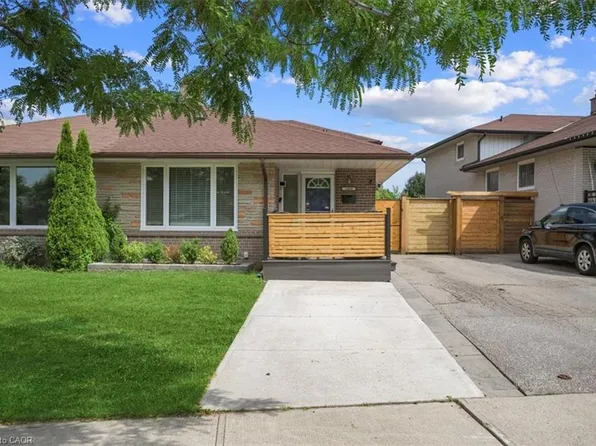 2404 Padstow Cres, Mississauga, ON L5J 2G4