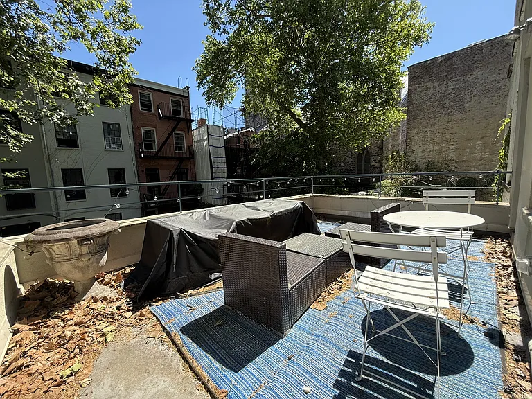 357 W 19th St #2E — Photo 17