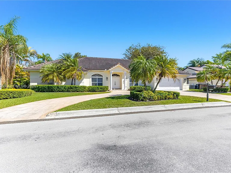 5253 NW 94th Doral Pl #5253 — Photo 6