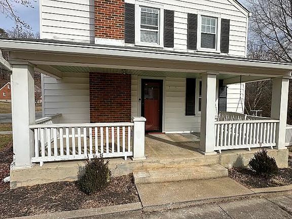 2nd image of 3104 Garden City Blvd SE