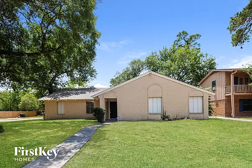 5603 Sheraton Oaks Dr Photo 1