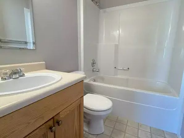 9216 94th Ave #1A, Grande Prairie, AB T8V 7R9