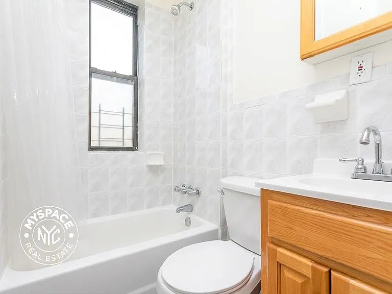 322 Rodney St #17 — Photo 7
