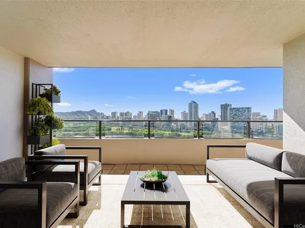 581 Kamoku St APT 2006, Honolulu, HI 96826