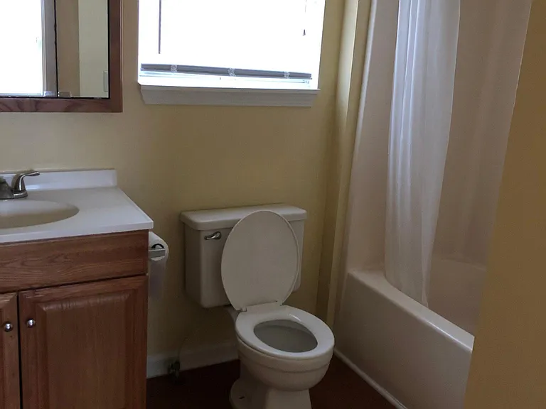 2926 Crockett Ct #4 — Photo 3