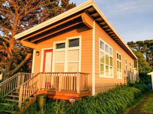 921 SW Waziyata Ave, Waldport, OR 97394