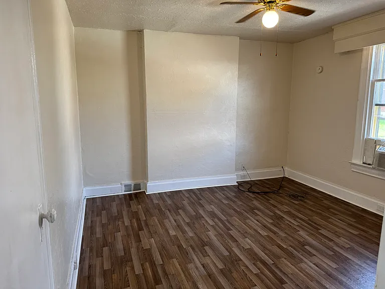 21 Oakwood Rd #2 — Photo 6