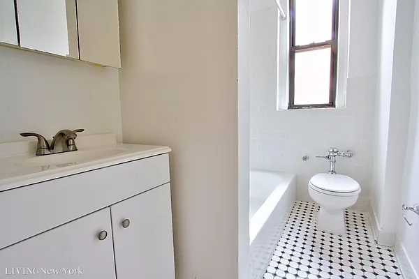 Rented by Living New York | media 21