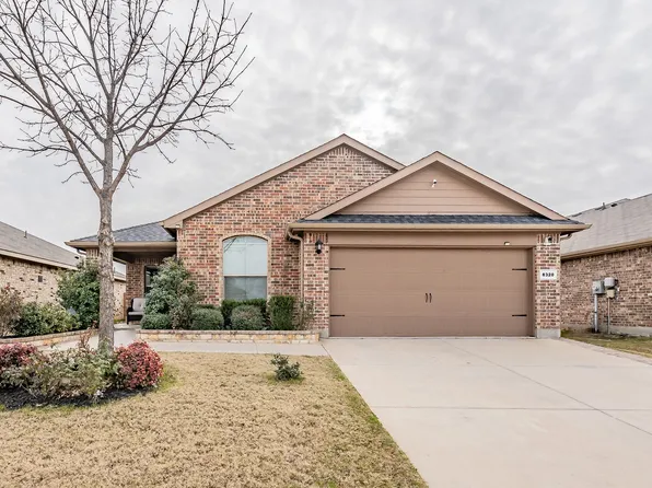 8320 Windsor Forest Dr, Fort Worth, TX 76120