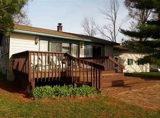 5791 Sandy Dr, Pinconning, MI 48650