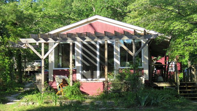 1st image of 1840 Old Orchard Dr